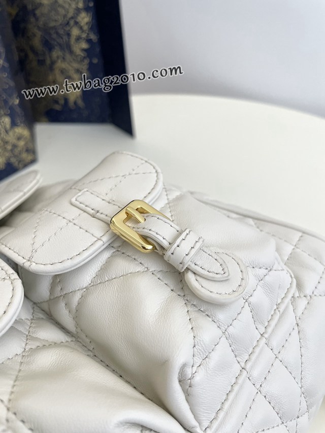 Dior专柜新款迪奥高仿原单白色中号Caro秋冬系列双肩包 djfk1723